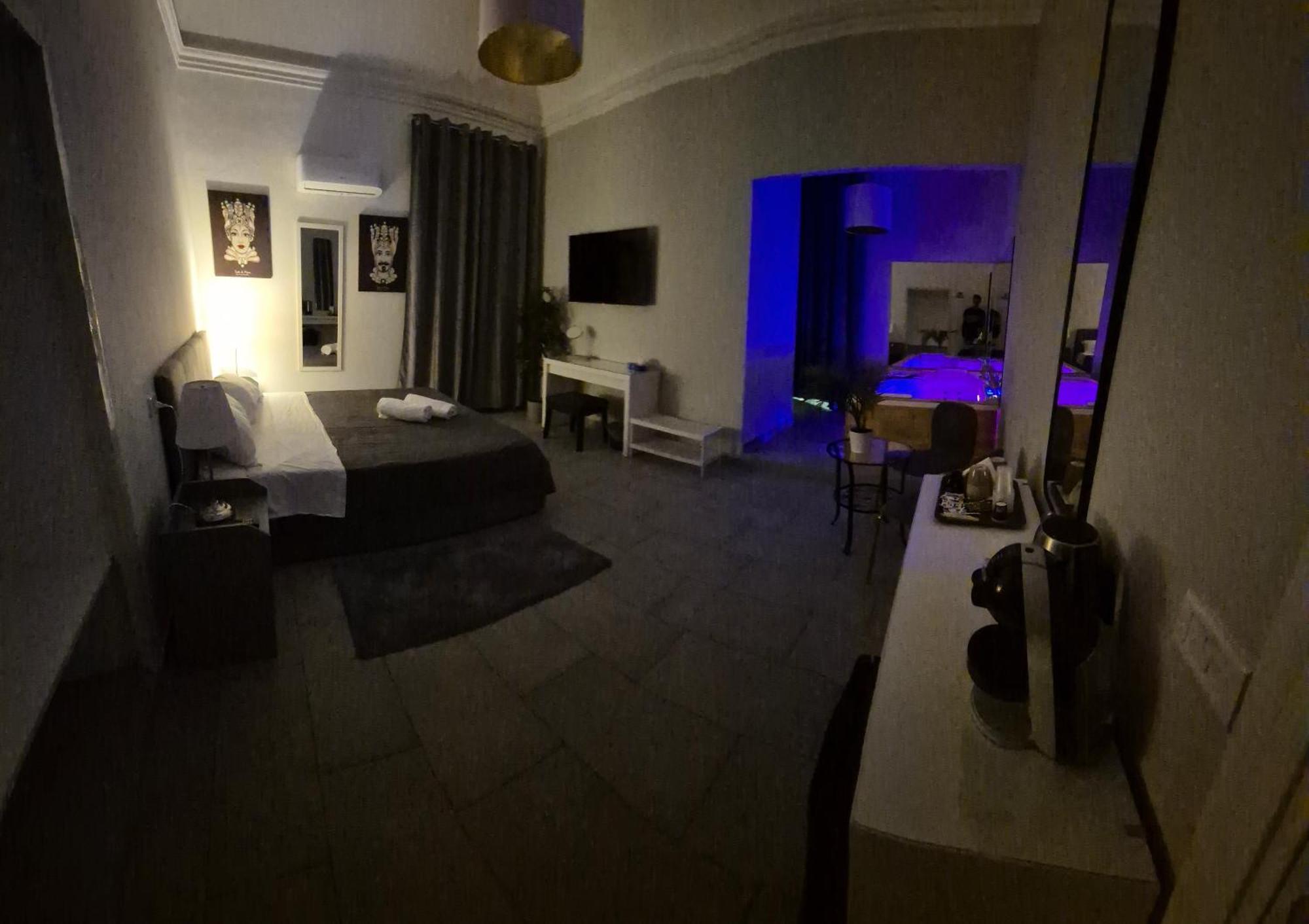 Duomo Luxury Suite カターニア エクステリア 写真
